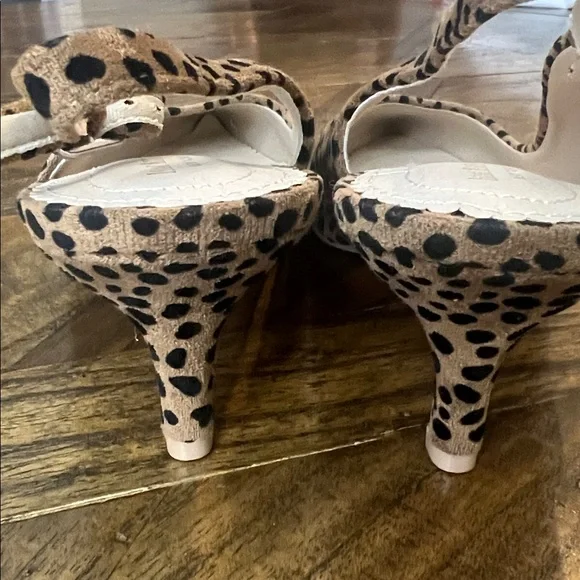Isaac Mizrahi Brown/Black Leopard Print Kitten Heel Sling-backs, size 9.5 - Picture 3 of 8